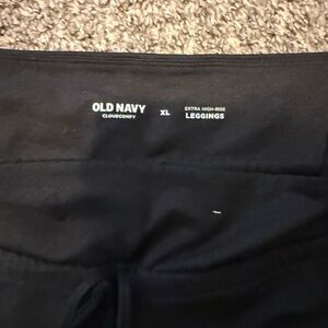 Old Navy Black CloudConfy Extra High-Rise Leggings